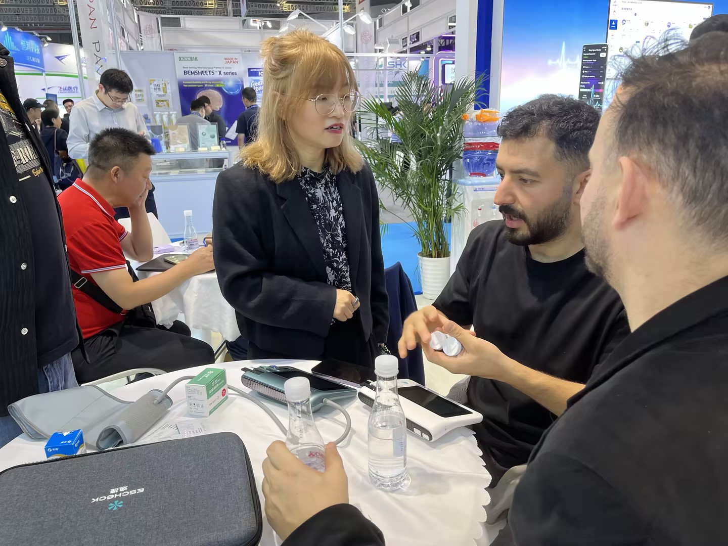 b33611fa-e6d5-4189-97d0-3e03c9167a51